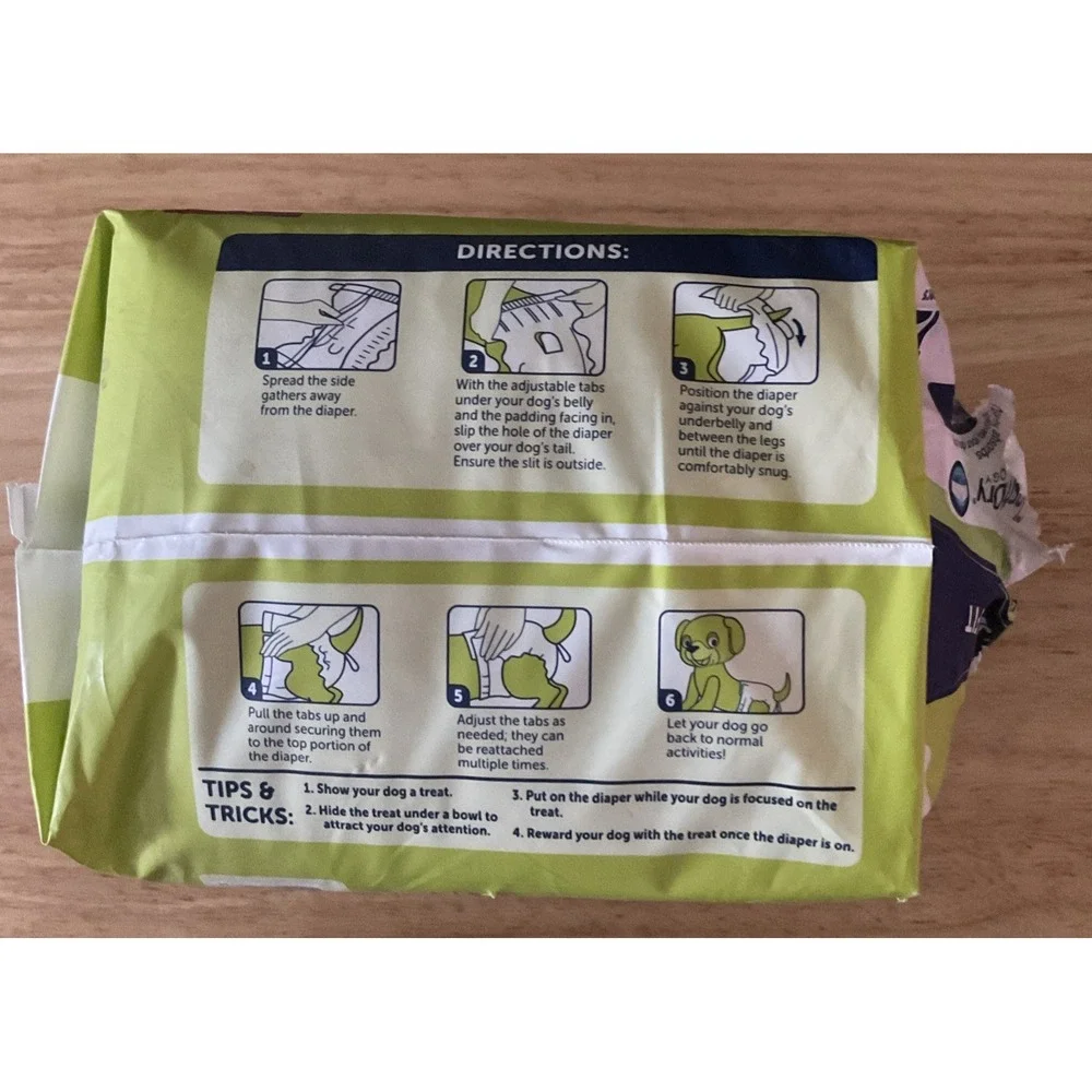 Hartz Comfitables 12 Disposable Diapers For Dogs,‎ Large, Opened But Never Used.